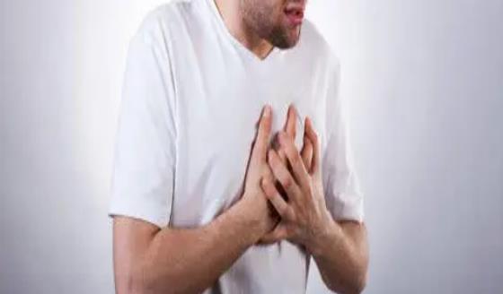 午美聊健康体态 长期服用高血压药物,如果出现这3个现象,可别不当回事