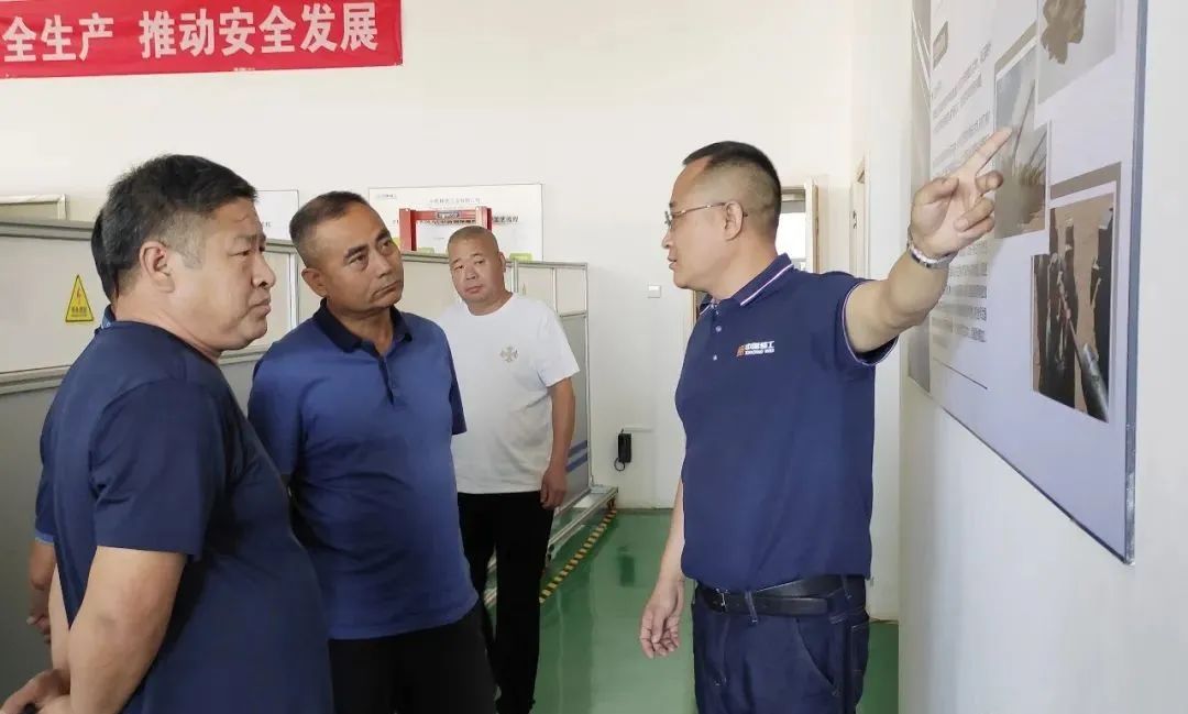 时尚潮女神|中唯精工举办“PLNP纳米抛光技术-管弦乐器行业交流会”