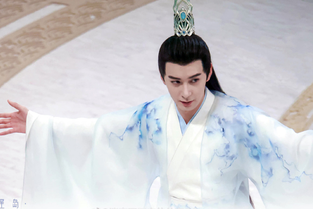 李兰迪|李兰迪《星落凝成糖》登上神坛,陈星旭大帝君大鹏展翅亮了