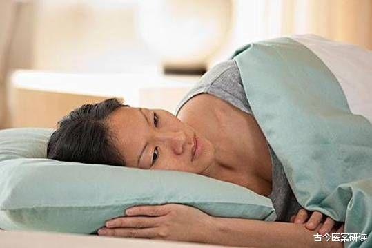 心力衰竭|失眠多是阳不入阴造成的,老中医提醒:睡前1个好习惯,入睡更轻松