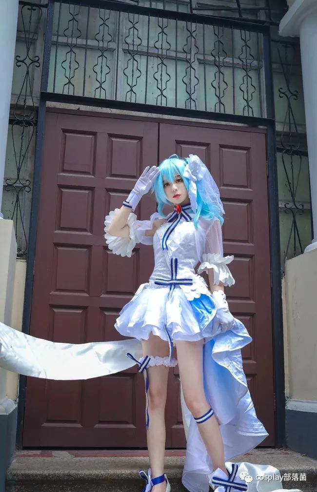2233娘|cos：2233娘花嫁cos正片