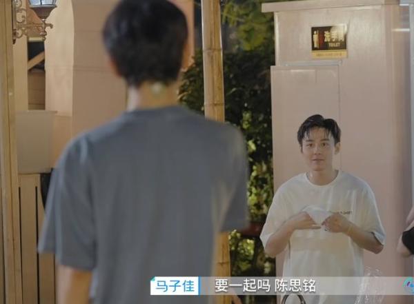 明星素颜|心动的信号全员卸妆，女三男二粉丝认不出，女四最意外