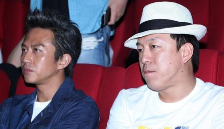 高鑫|妻子拍戏坠马致瘫痪，他放弃大好事业不离弃，现妻子爆红他却没落