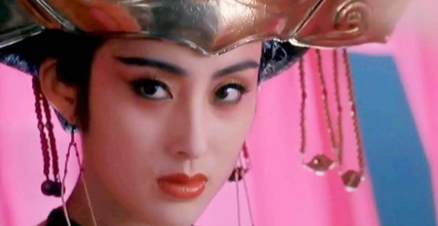 张敏|张敏53岁落魄了？找小10岁不知名导演当二婚对象，被男方酒后消遣