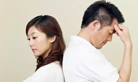 玄何风水 不离婚中晚年会享清福的人