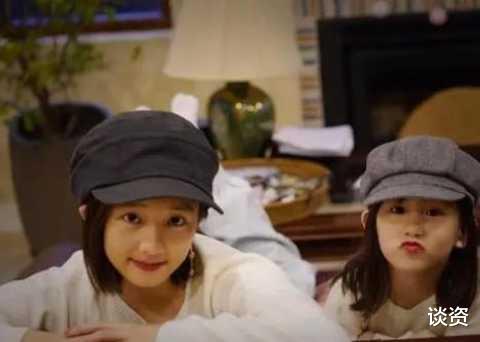 宋祖儿|黄磊一家五口出游被拍，三胎小儿子罕见现身，15岁多多身高瞩目