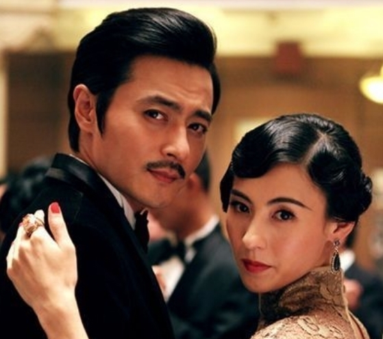 谢易梵|《危险关系》：男女之爱，还是利益之争，撕开了贪婪的本性 。