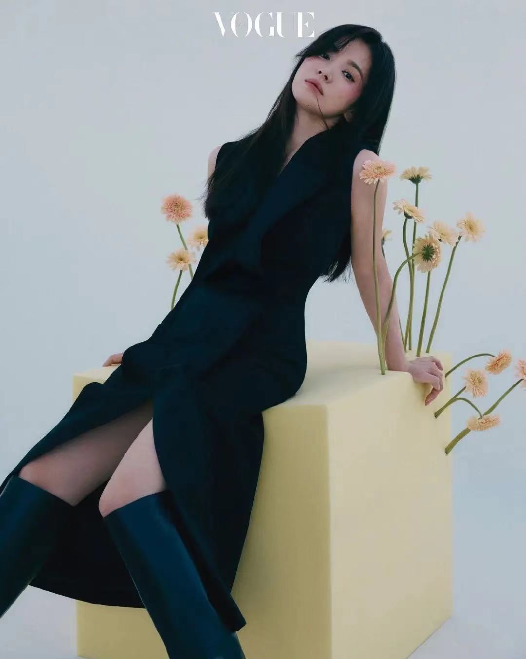 宋慧乔|宋慧乔换新发型模样大变！娃娃脸扛不住道士头型，刘亚仁晒照力推