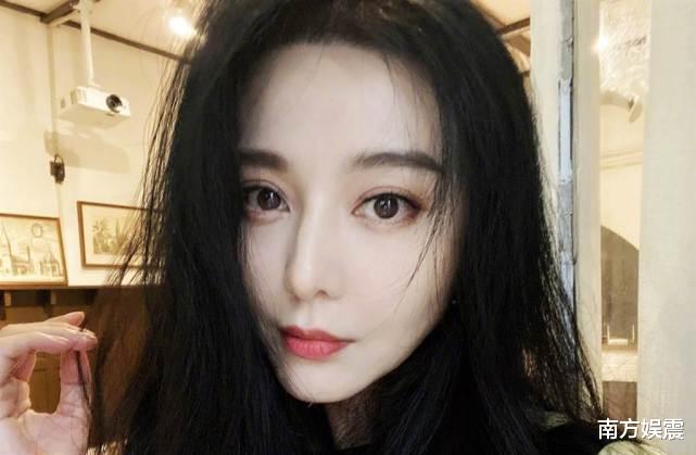 范冰冰|范冰冰卷入吴亦凡风波后被拍到现身咖啡厅，网友：变大妈了