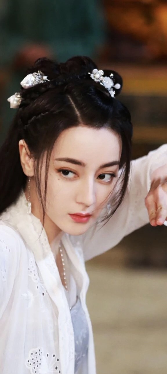 迪丽热巴|龚俊迪丽热巴《安乐传》路透也太好看了吧