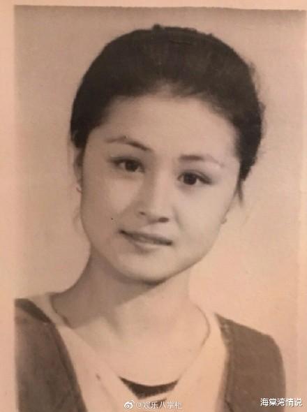 海棠湾情说|“谢大脚”于月仙车祸去世,赵本山女儿得知消息删光段子,取消直播