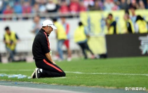 中超|當(dāng)中超以史上最慘淡收場，如何理性看待2021年中超聯(lián)賽