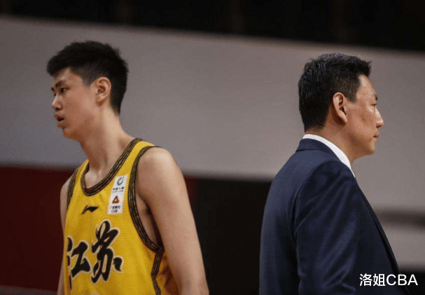 高诗岩|CBA三消息：京辽大战无人缺席，高诗岩伤愈复出，李楠不敢用儿子