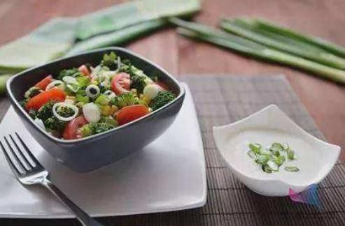 碱性食物|专家:4类“碱性食物”尽量常吃,或有助于排尿酸,不妨来看看