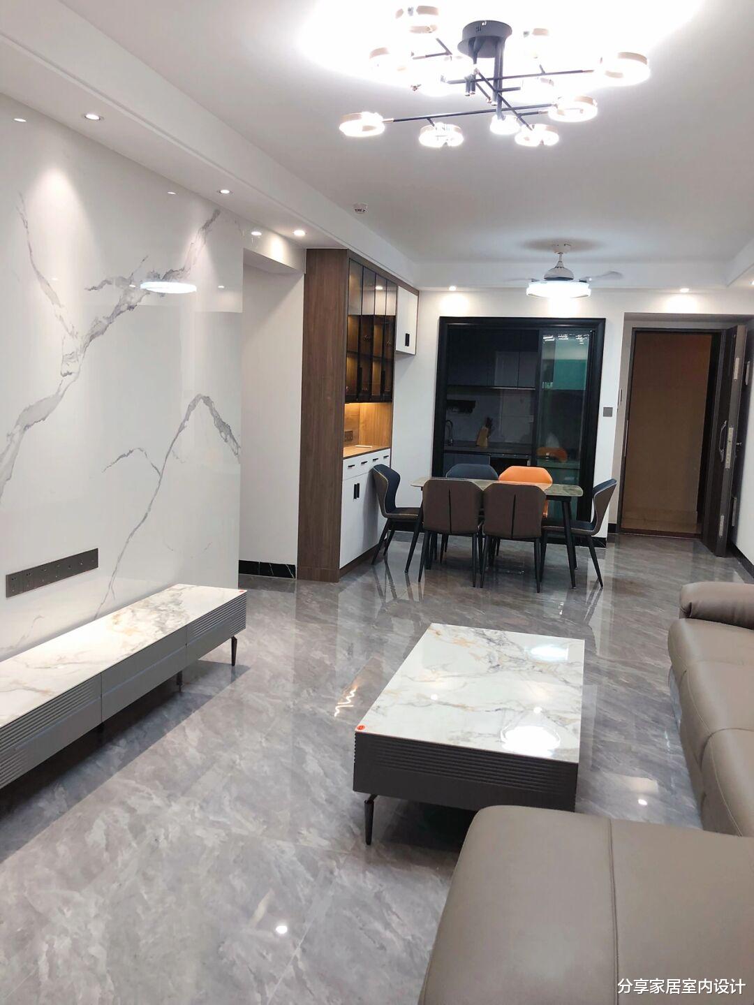 国庆假期新房终于家具进场，越来越像一个家，效果非常完美！晒晒