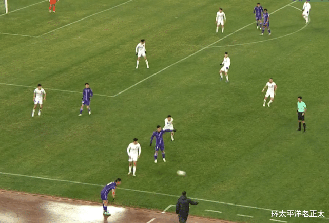 中超|2-1！80分鐘絕殺！中超墊底隊終結(jié)11連敗，前中甲MVP雙響+世界波