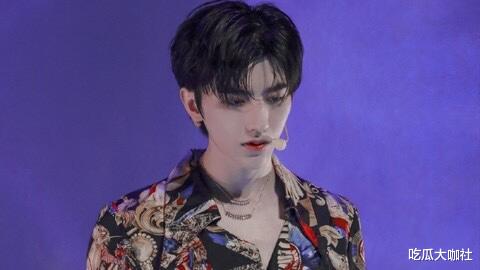 谢娜|8位当红歌手,有人靠老婆出名,有人靠脸出名,只有他凭才华成名