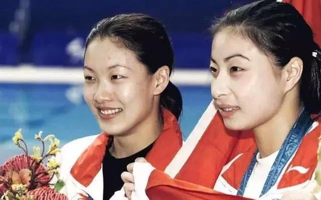 软妈硬爸|今日跳水梦之队亮相：回顾第一代“跳水女皇”伏明霞的精彩人生