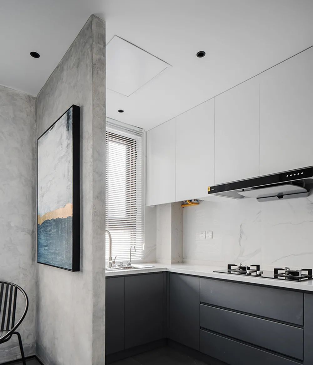 经典黑白灰+LDK一体化，她家完美诠释了什么是极简的魅力！