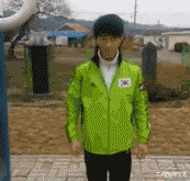 “蚊子把淤血吸走了,这是什么操作?”蚊子:这血有点过期...