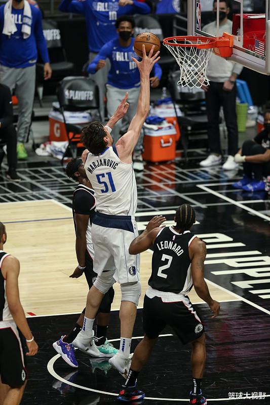 科怀·伦纳德|伦纳德从32中24到19中7的原因，你可能没发现：有个人多打了13分钟