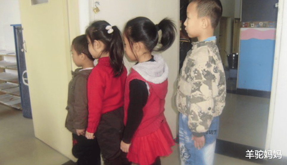 羊驼妈妈|孩子晚上9点后仍不睡觉,会影响身高增长吗?父母别再傻傻被人骗