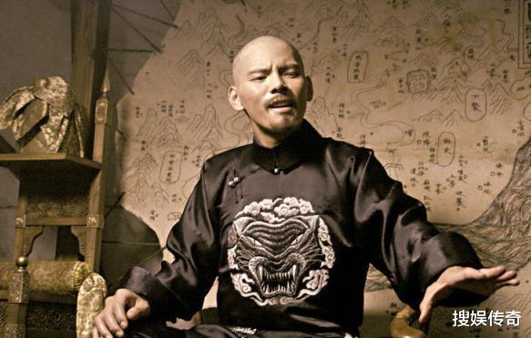 向佐|同样是向华强的儿子，为何只力捧向佐，对向佑不管不顾