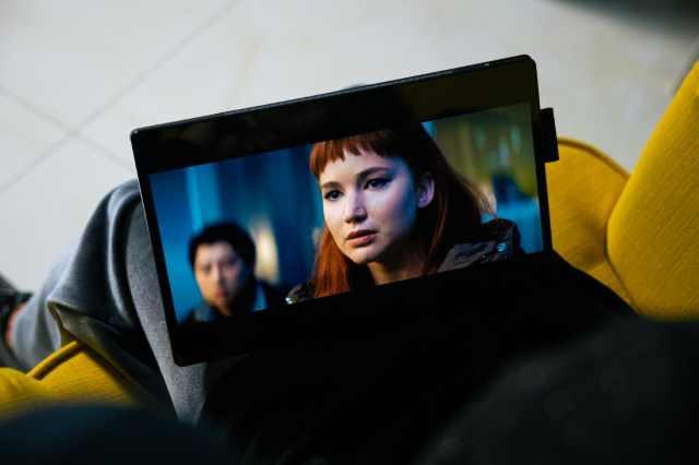 华硕|华硕无畏二合一OLED触屏笔记本首发体验：你想要的移动杜比影院来了