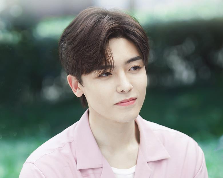 宋祖儿|宋祖儿又一甜宠剧将播，本色出演女学霸，搭档95后全能型偶像