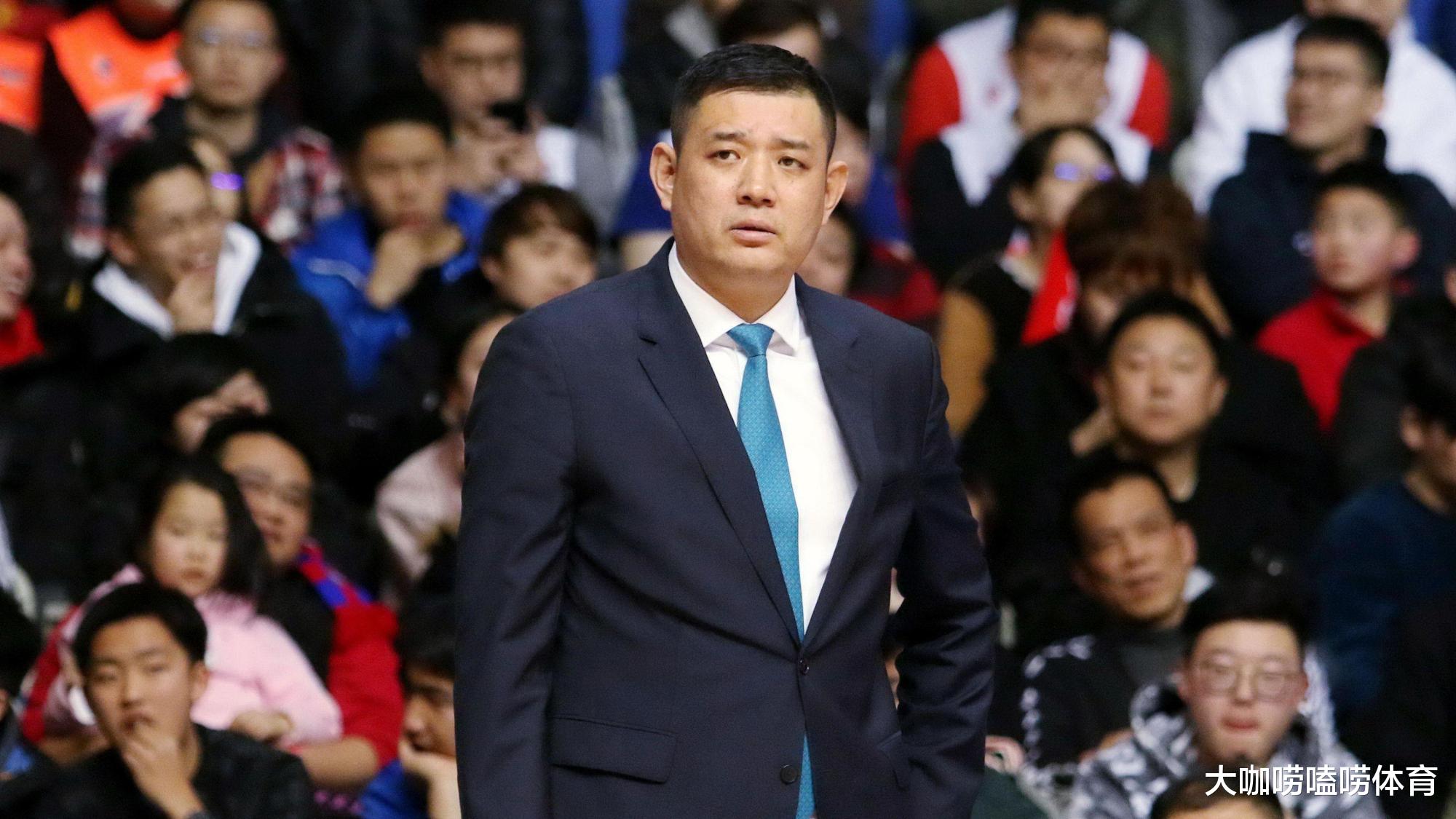 避難|山東清洗第一人！鞏曉彬愛(ài)徒正式離隊(duì)，妻子是CBA第一美女記者