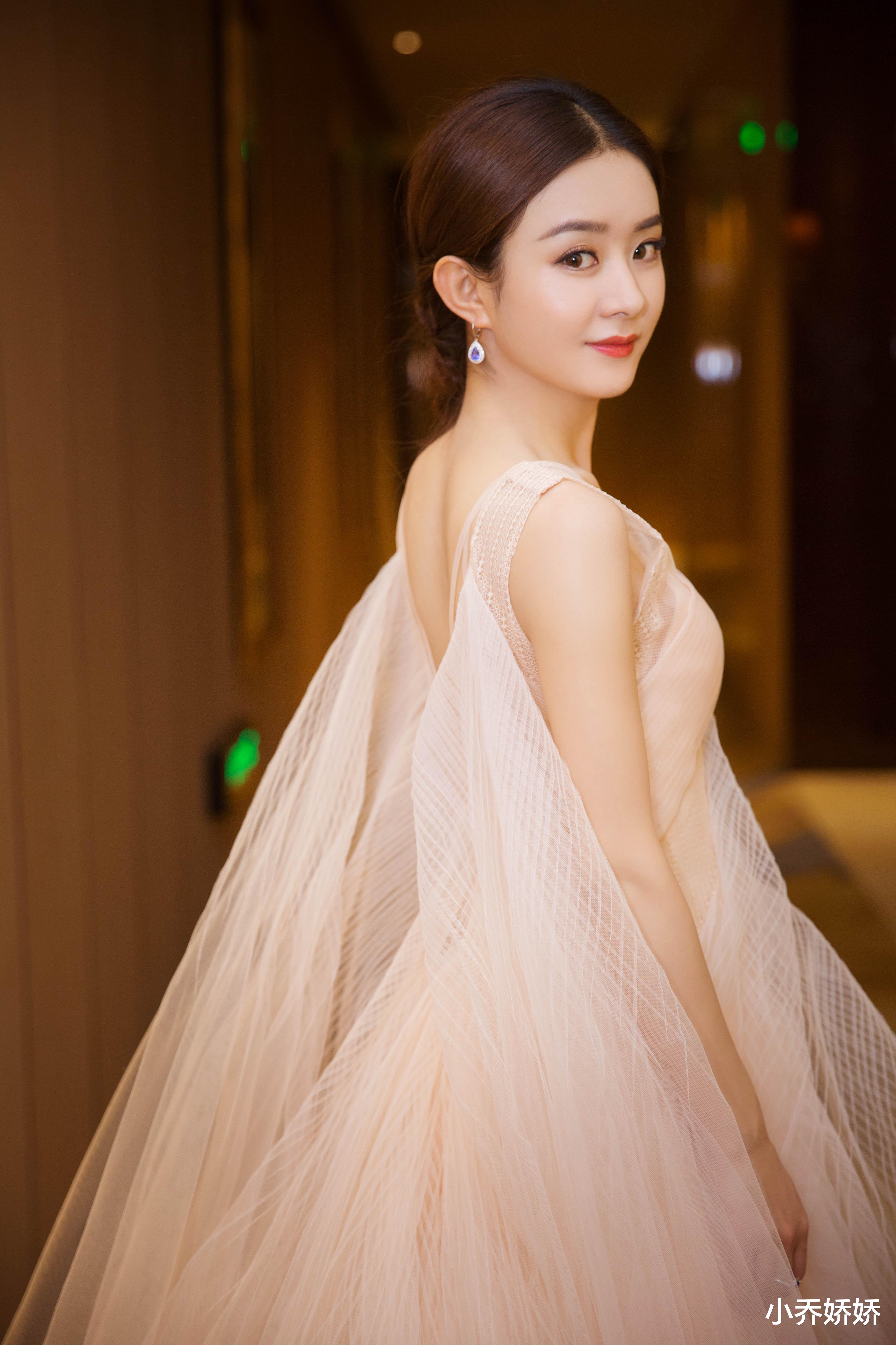 赵丽颖|《野蛮生长》官宣开机，赵丽颖事业心依旧强劲