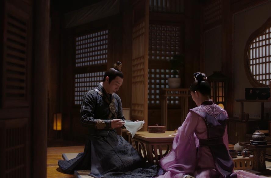 方卓英|《斛珠夫人》：真正的爱情是褪去了稚嫩，在扎根沉淀后学会了成长