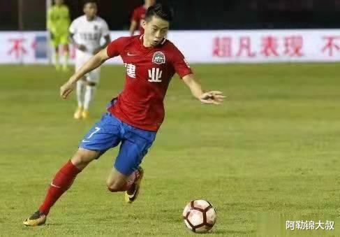 中超|山东鲁能八将上榜！从甲A到中超，中国足球历年联赛最佳新人盘点