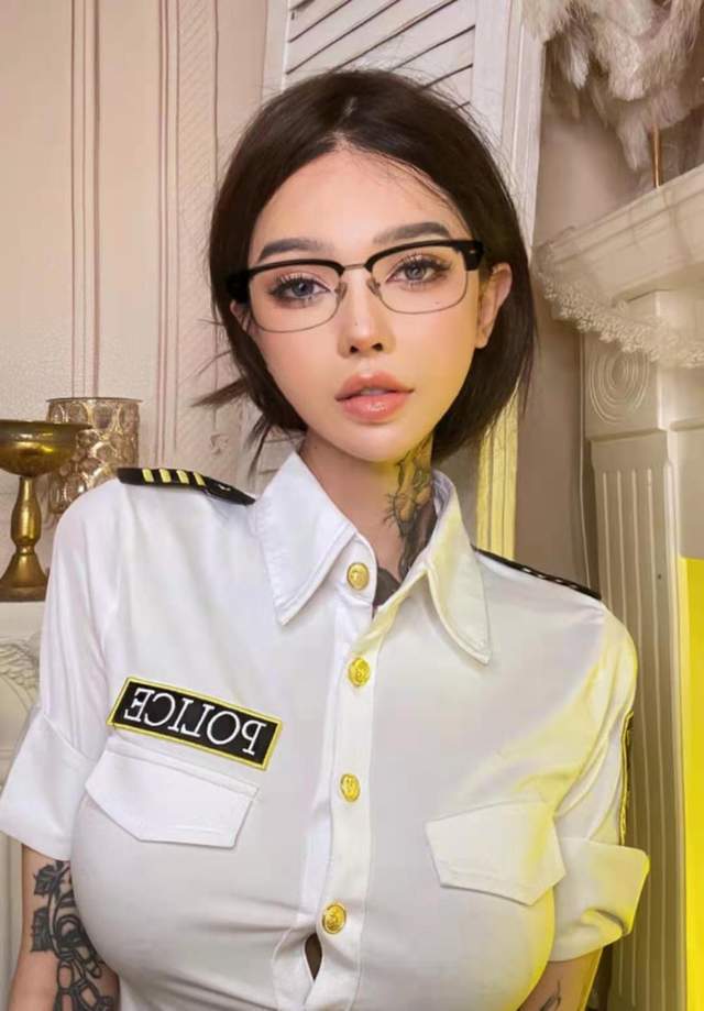 整容|知名美女网红被曝是男生！疑原声视频流出，自称为整容花费几套房