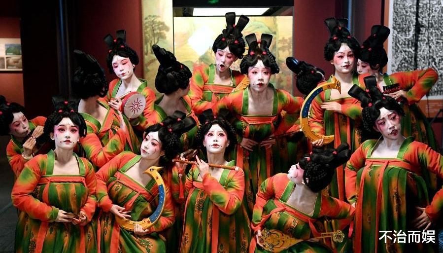 周星驰|河南卫视又出力作:《舞千年》开播,好评如潮,每一帧都绝美,堪称视觉盛宴!