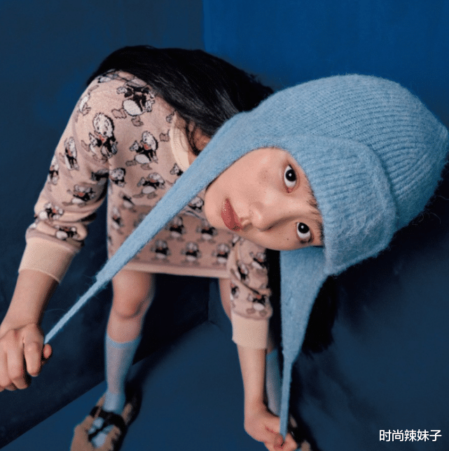 黄忆慈|“早熟身材”只服黄多多！14岁就穿白透丝，秀出身材不输成年人