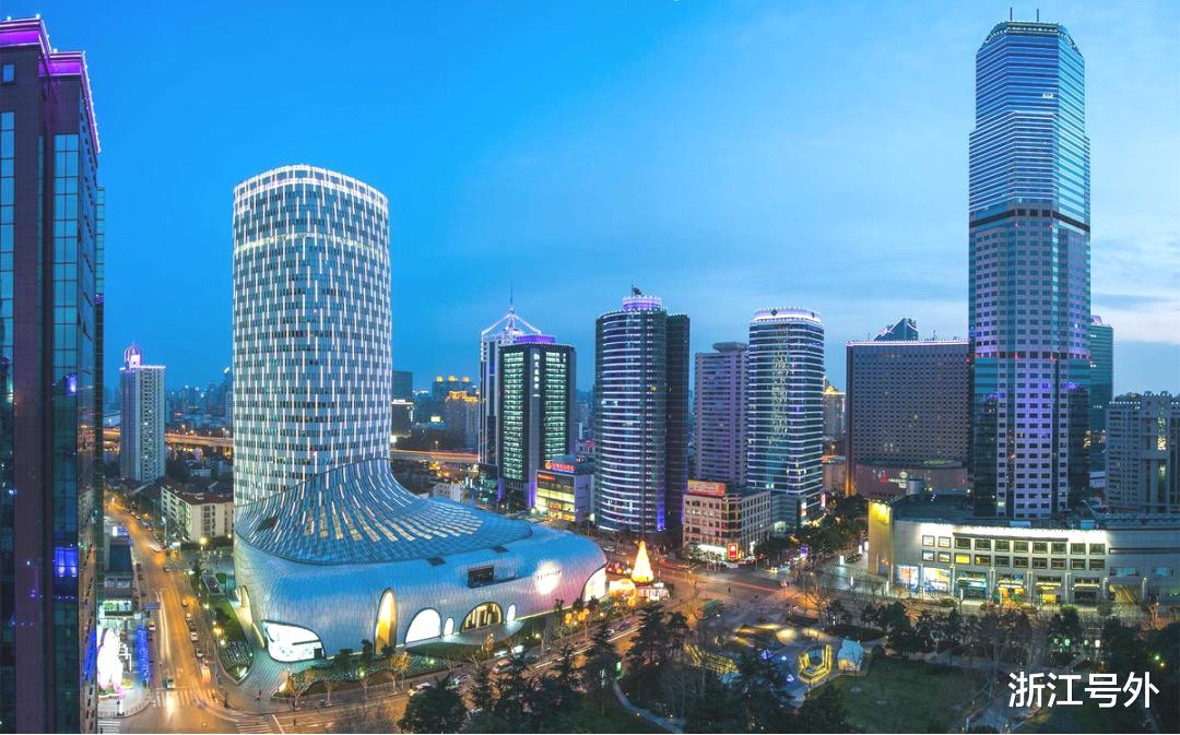 重庆|上海哪个区的房价最高？徐汇区仅排第三，长宁区领先杨浦区
