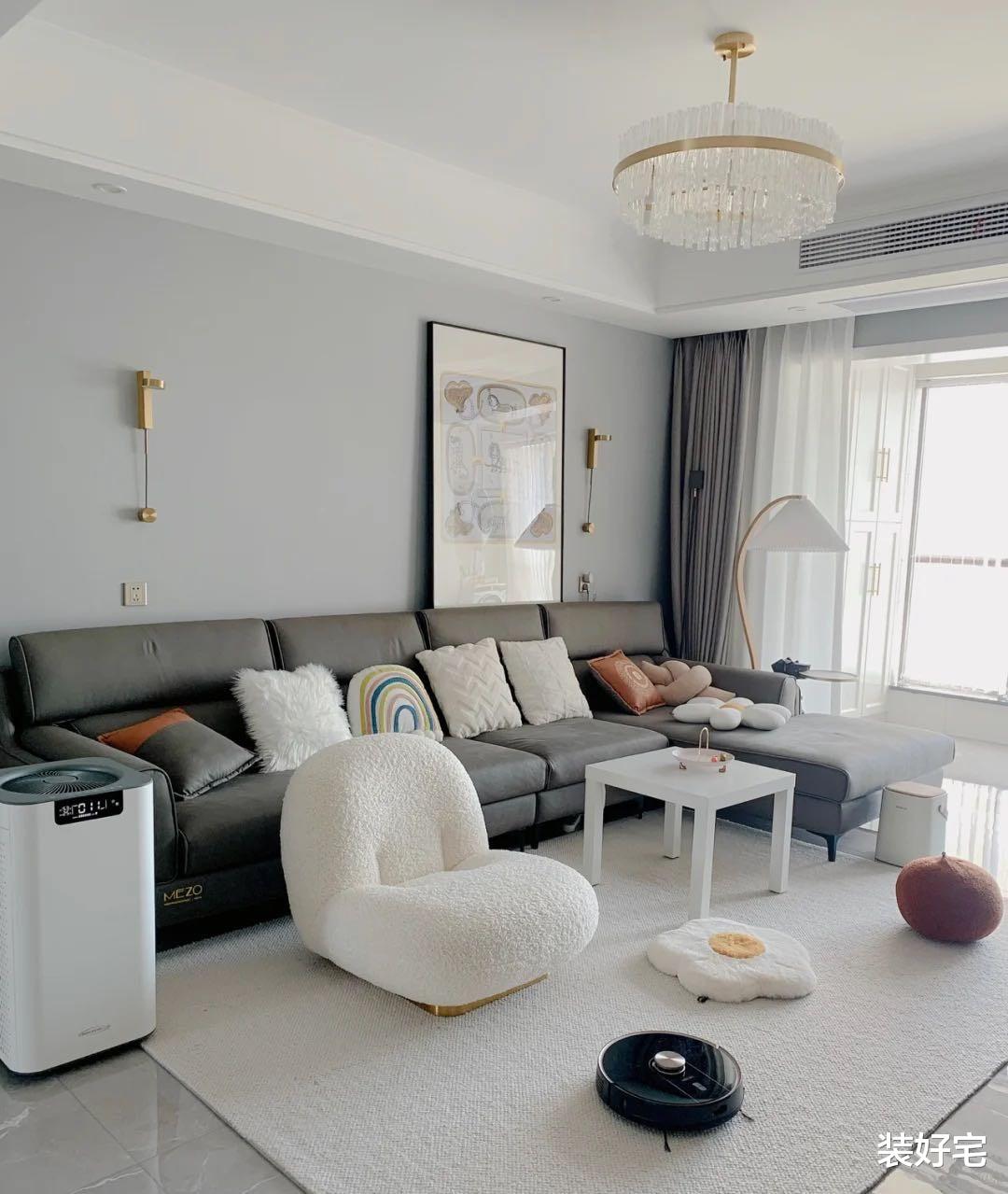 普通人家都喜欢用浅色,但设计师家却愿意用深色!差距真的好大