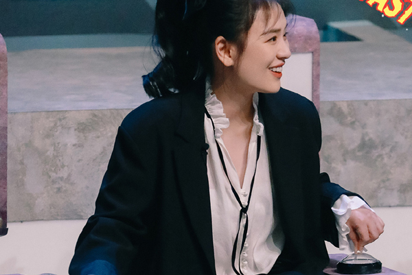 大宅门|“过敏”的伊能静，“伤人”的倪萍与“出格”的肖战王一博