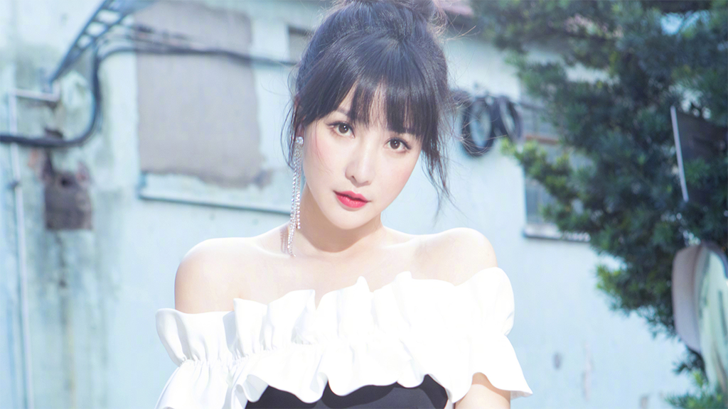 柳岩|柳岩开启全网征婚，曾大胆回应自身在情感方面遇到的问题