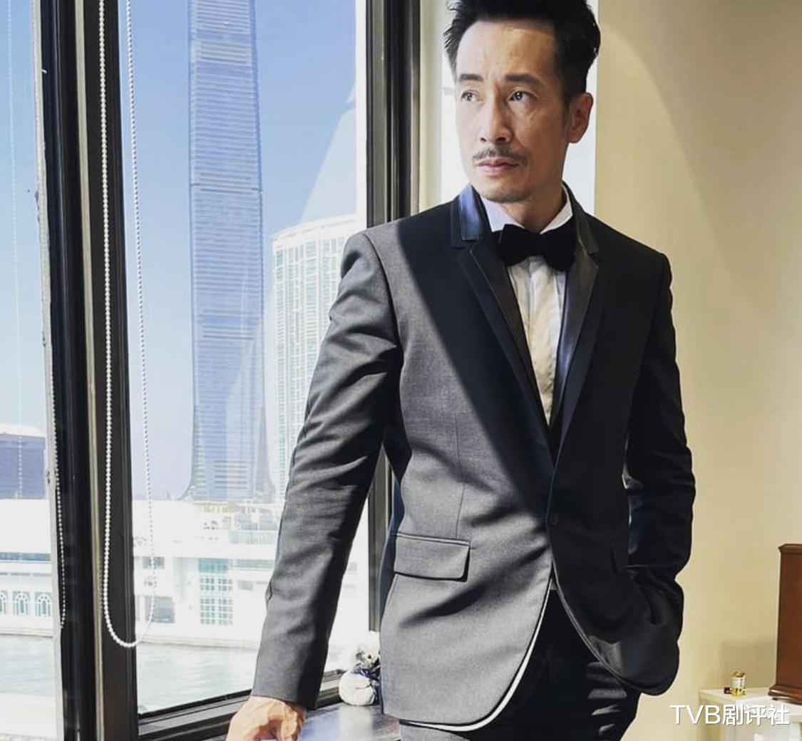 杨磊|《四十二章经》龚嘉欣变身猪肉妹，江嘉敏短发似足高海宁