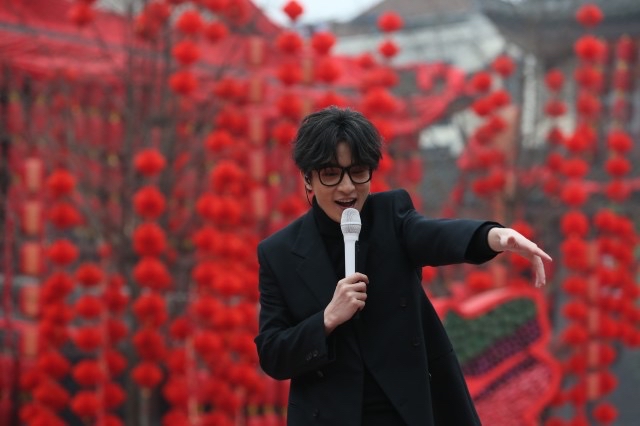 华晨宇|8位内地当红歌手，张杰薛之谦人气依旧，周深华晨宇新生代希望