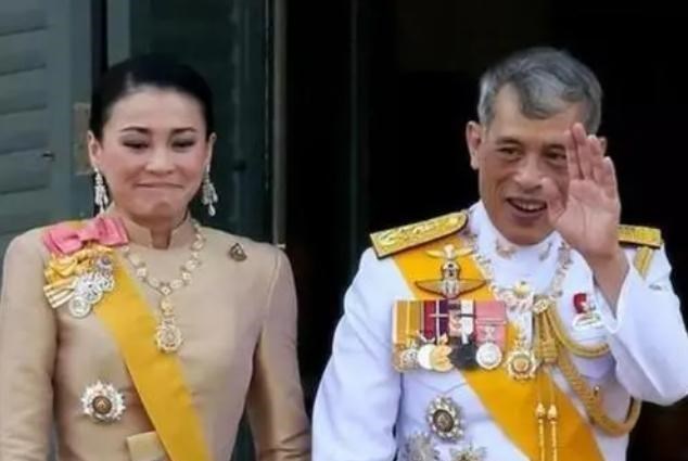 埃及|惺惺相惜：同为王后却空有后位，苏提达与佩玛何其相似！