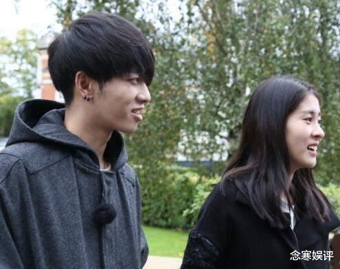 你好|张碧晨带女儿过年放烟花，疑与华晨宇全家团聚，一同返乡认亲祭祖