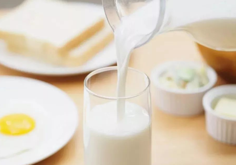 纤靓惠美体汇|减肥人的难题：吃一顿夜宵会变胖多少？