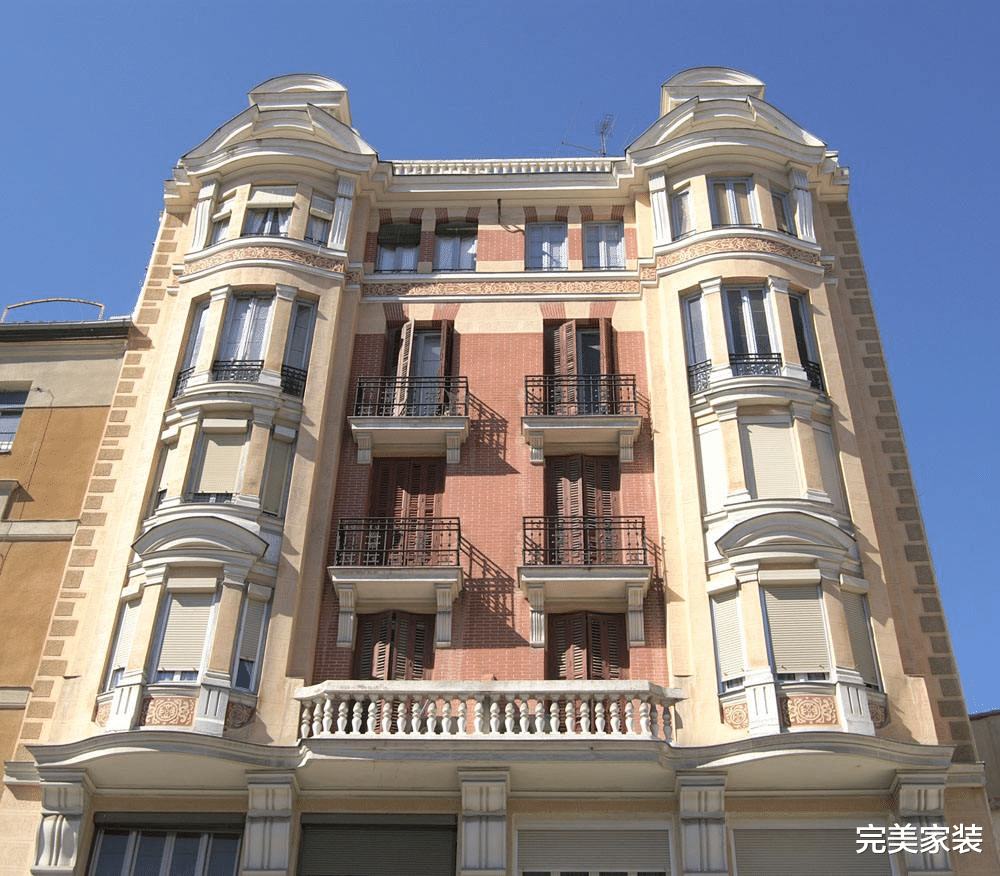 购房置业|买房时 ，牢记买边不买中、买东不买西、买三不买二，建议收藏