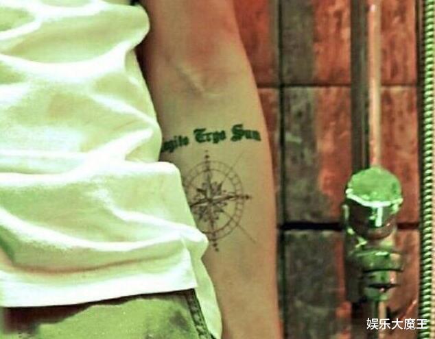 鹿晗|鹿晗中秋节晒新纹身疑辟谣考编传闻，纹身寓意励志但上节目要避讳了