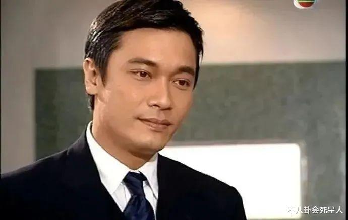 男神|10位香港老牌男神真实现状，发福脸肿，面部松弛下垂，一头白发