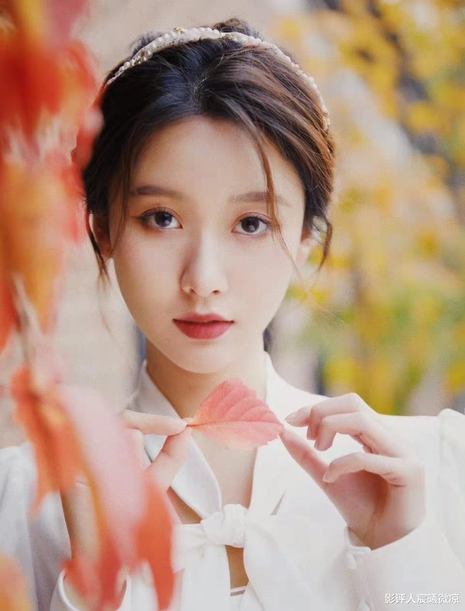 而你刚好发光|《而你刚好发光》积压4年错过良机，不仅仅龚俊，她更遗憾