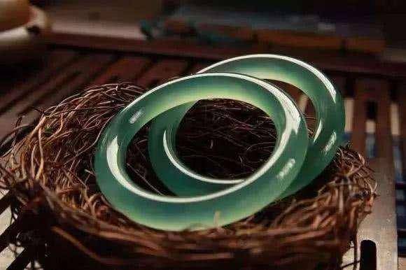 翡翠|比帝王绿更珍贵的神级翡翠-龙石种翡翠